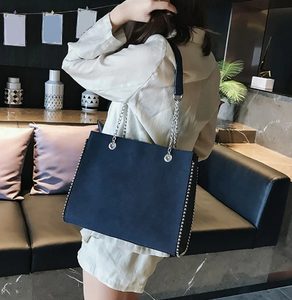 CROWDALE Chain shoulder bag Famous designer rivet diagonal package Women's luxury shoulder diagonal package bags for women 2019